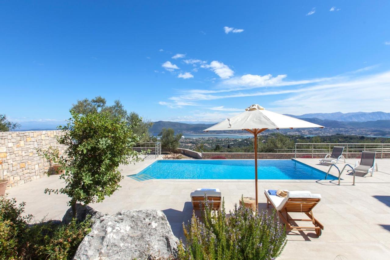 Alivia Lefkas Luxury Villas Apolpaina Extérieur photo