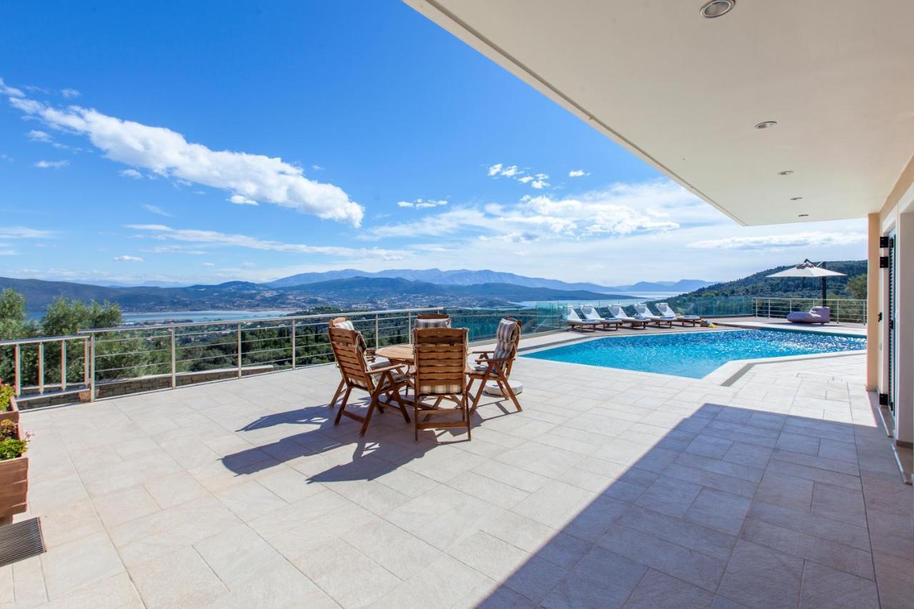 Alivia Lefkas Luxury Villas Apolpaina Extérieur photo